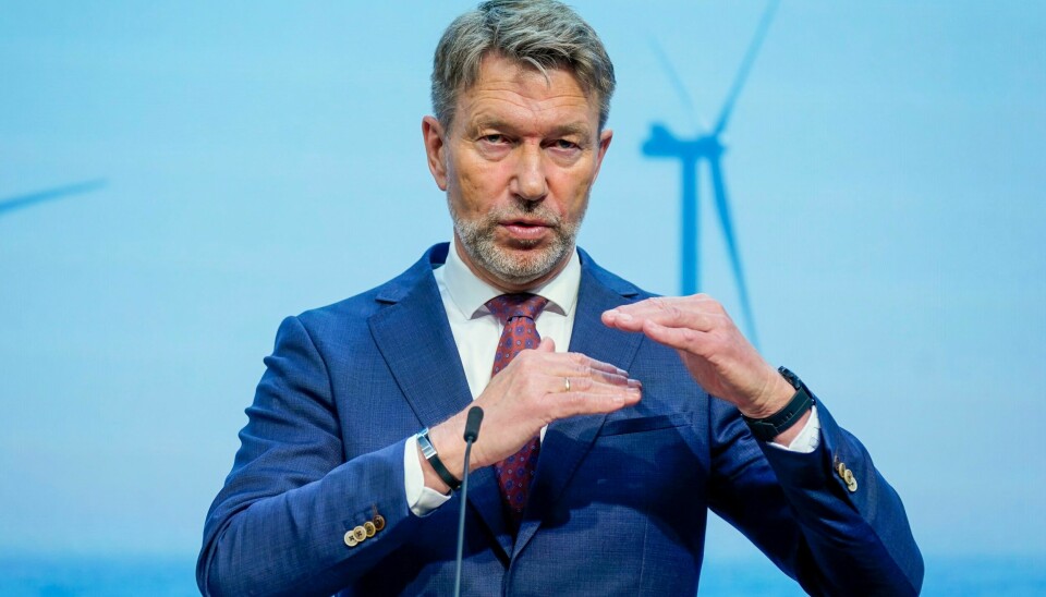 Energiminister Terje Aasland (Ap) har tro på havvind. Energiminister Terje Aasland (Ap) vil jobba med og ikkje mot, kommunane i utbygginga av vindkraft. Foto: Lise Åserud / NTB / NPK