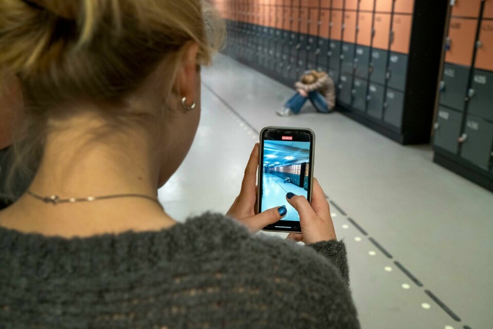 Det er flere jenter enn gutter som opplever at de blir mobbet. Illustrasjonsfoto. Det er flere jenter enn gutter som opplever at de blir mobbet. Illustrasjonsfoto.