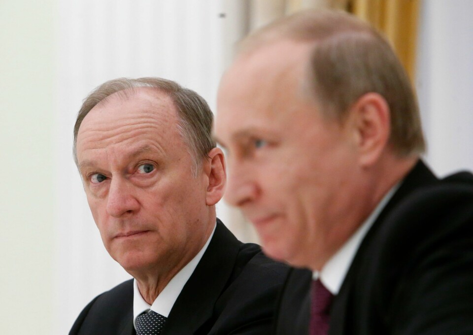 Nikolaj Patrusjev, generalsekretær i Russlands nasjonale sikkerhetsråd, her avbildet med president Vladimir Putin (t.h.) under et møte i Kreml. Nikolaj Patrusjev, generalsekretær i Russlands nasjonale sikkerhetsråd, her avbildet med president Vladimir Putin (t.h.) under et møte i Kreml.