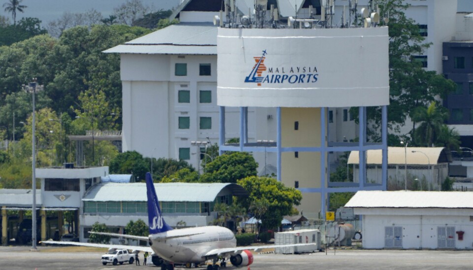 Det skal lørdag morgen ha vært kativitet ved SAS' medevac-fly i Malaysia som skal transportere kong Harald hjem til Norge. Det er ikke bekreftet når kongen kommer hjem. Det skal lørdag morgen ha vært kativitet ved SAS' medevac-fly i Malaysia som skal transportere kong Harald hjem til Norge. Det er ikke bekrefter når kongen kommer hjem. Foto: Vincent Thian / AP / NTB