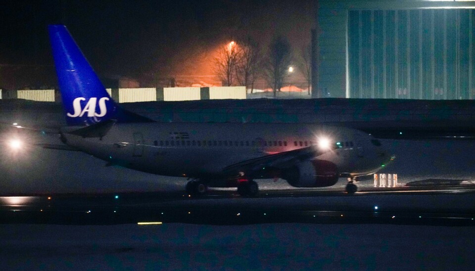 Kong Harald har landet på Oslo lufthavn. Kong Harald har landet på Oslo lufthavn. Foto: Javad Parsa / NTB