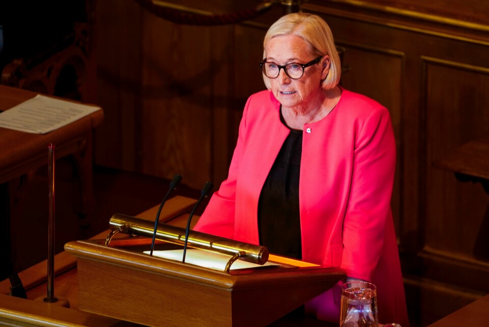 EUs energikommissær ber Norge om å raskt slutte seg til EUs fjerde energimarkedspakke. Utspillet er uhørt, sier Senterpartiets parlamentariske leder Marit Arnstad. Parlamentarisk leder i Sp Marit Arnstad, sier Senterpartiet ikke har stilt noe ultimatum. Foto: Terje Pedersen / NTB