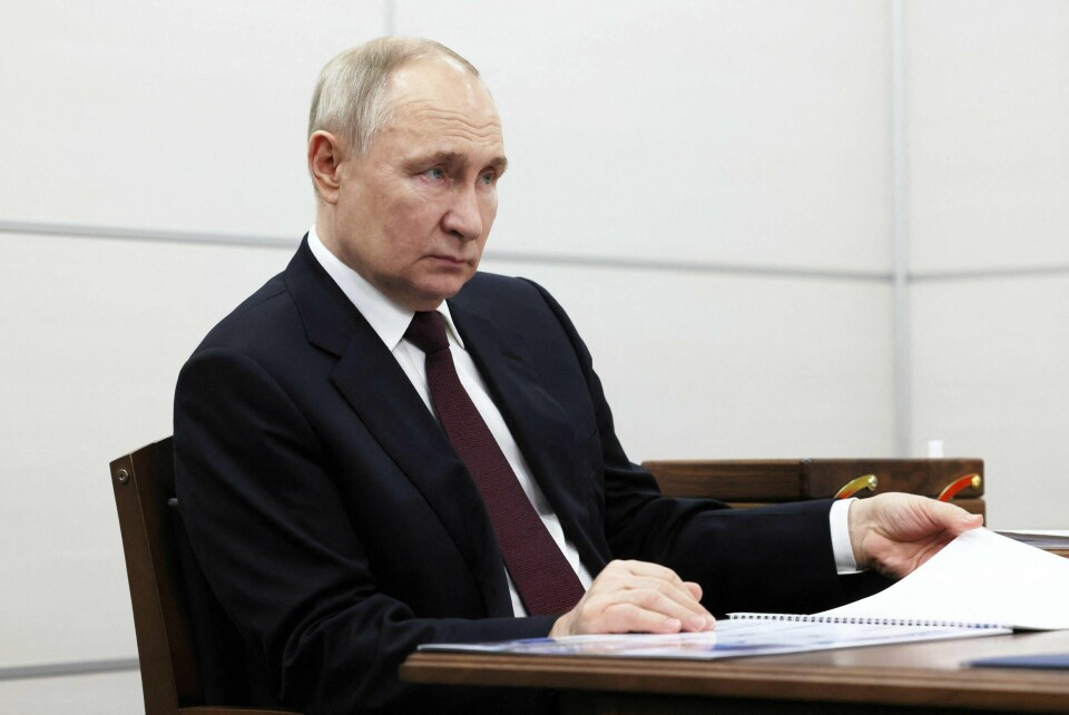 Vladimir Putins nasjonalistiske retorikk har fått en motreaksjon i Ukraina, mener Sylo Taraku. In this pool photograph distributed by Russian state owned agency Russian President Vladimir Putin is seen during a meeting with the Governor of the Krasnodar region Veniamin Kondratyev (not pictured) in Krasnodar on March 7, 2024. (Photo by Mikhail METZEL / POOL / AFP)