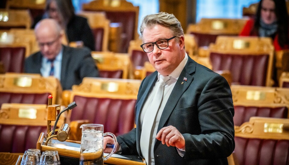Skandalen rundt Per-Willy Amundsen kan slå begge veier for Frp, skriver kommentator Kjell Werner. Fremskrittspartiets organisasjonsutvalg skal vurdere om stortingsrepresentant Per-Willy Amundsen (Frp) skal straffes etter partiets interne retningslinjer. Foto: Ole Berg-Rusten / NTB