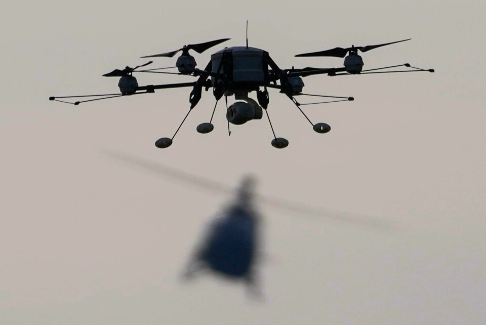 Halvparten av all dronetrafikk i nærheten av flyplasser i fjor var ulovlig, melder Avinor. Halvparten av all dronetrafikk i nærheten av flyplasser i fjor var ulovlig, melder Avinor- Foto: Darko Vojinovic/ AP