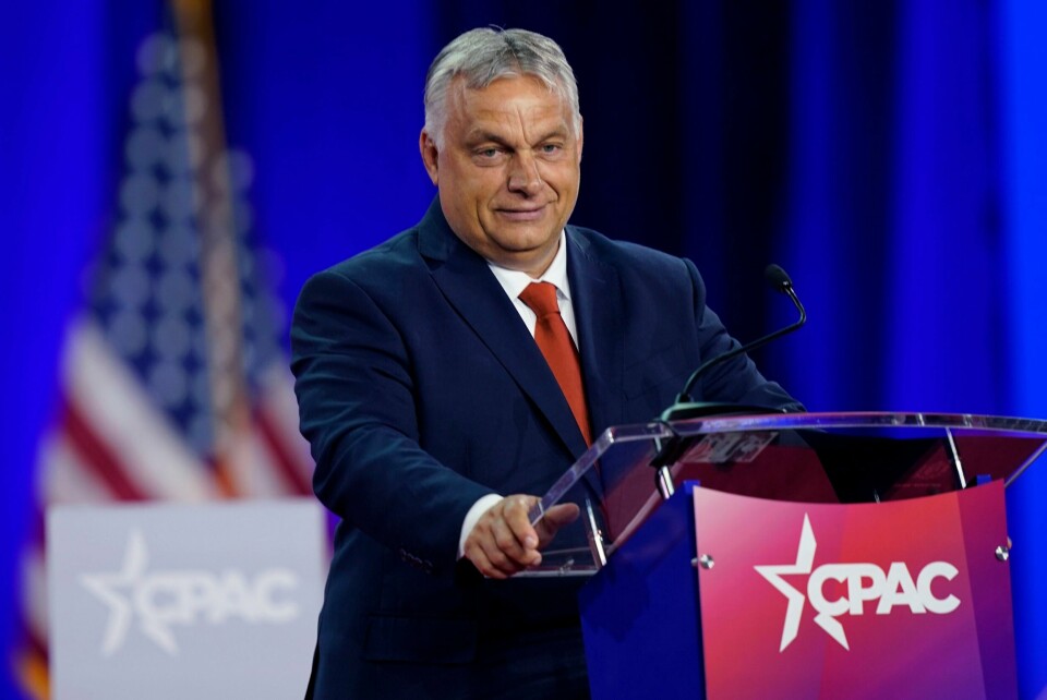 Prøvde EU-kommisjonen å smøre Ungarns statsminister Viktor Orban da 10,2 milliarder euro i frosne midler plutselig ble frigitt i desember? Nå blir det opp til EU-domstolen å finne svaret. Prøvde EU-kommisjonen å smøre Ungarns statsminister Viktor Orban da 10,2 milliarder euro i frosne midler plutselig ble frigitt i desember? Nå blir det opp til EU-domstolen å finne svaret. Foto: AP / NTB