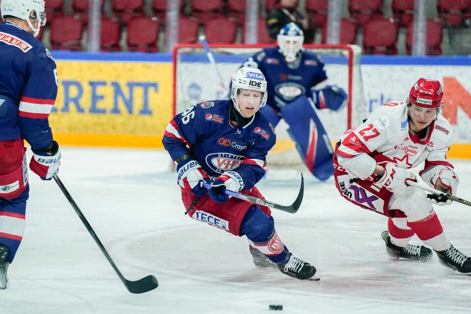 Vålerenga lekte seg med Stjernen i første kvartfinale Vålerenga lekte seg med Stjernen. Foto: Heiko Junge / NTB