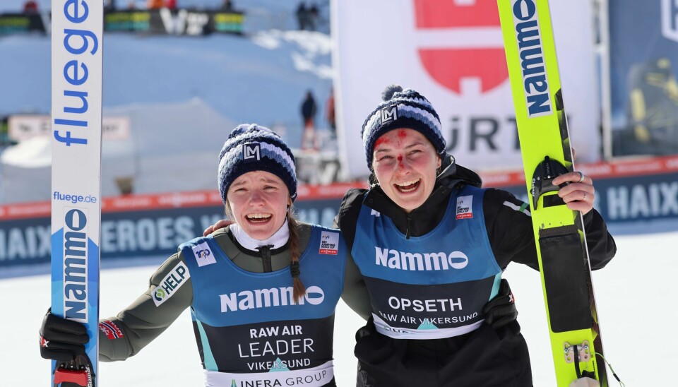 Eirin Maria Kvandal vant Raw Air sammenlagt, mens Silje Opseth satte verdensrekord i søndagens skiflygingsrenn i Vikersund Eirin Maria Kvandal vant Raw Air sammenlagt, mens Silje Opseth satte verdensrekord i søndagens skiflygingsrenn i Vikersund