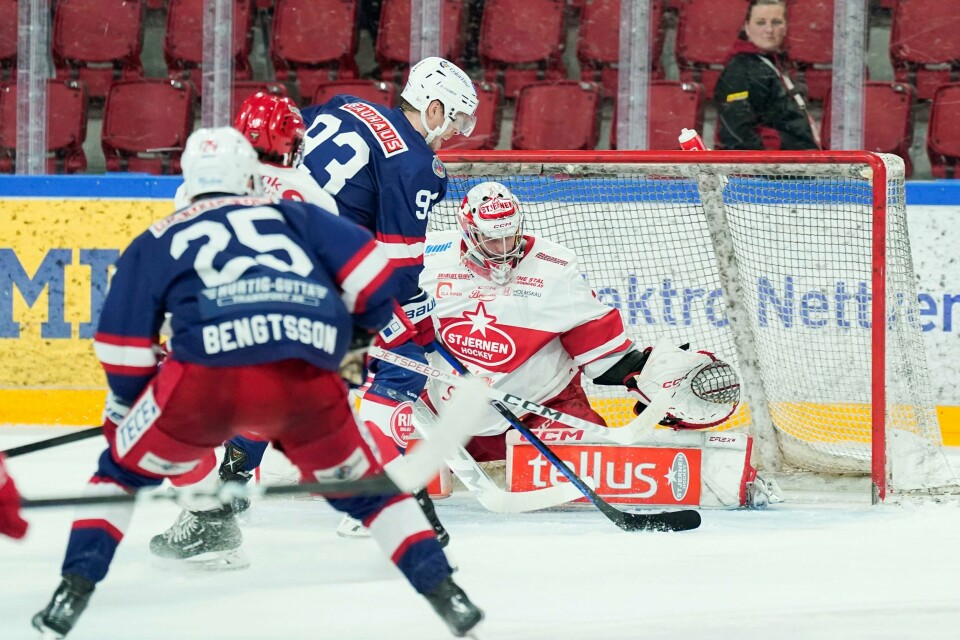 Vålerenga tok andre stikk i kvartfinaleserien mot Stjernen. Her fra det første oppgjøret i Jordal Amfi. Vålerenga tok andre stikk i kvartfinaleserien mot Stjernen. Her fra det første oppgjøret i Jordal Amfi. Foto: Heiko Junge / NTB