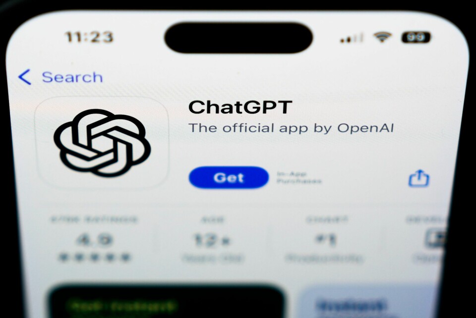 ChatGPT av OpenAI. ChatGPT og andre KI-tjenester gjør det svært lett å spre falske bilder og andre former for påvirkning. Foto: Matt Rourke / AP / NTB