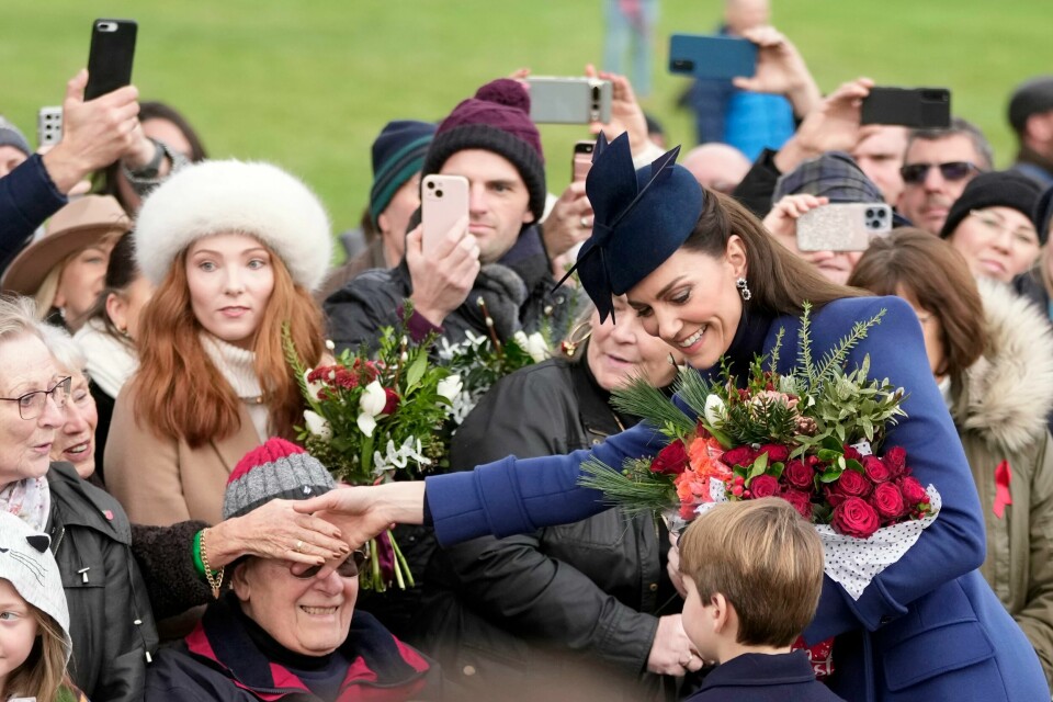 Hun er unektelig den mest populære personen i den britiske kongefamilien: prinsesse Kate, her etter å ha deltatt på juledagsgudstjenesten i St Mary Magdalene Church i Sandringham i Norfolk, England, mandag 25. desember 2023. Hun er unektelig den mest populære personen i den britiske kongefamilien: prinsesse Kate, her etter å ha deltatt på juledagsgudstjenesten i St Mary Magdalene Church i Sandringham i Norfolk, England, mandag 25. desember 2023.