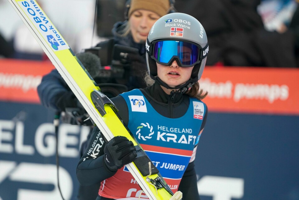 Gyda Westvold Hansen leder kvinnenes kombinertrenn i Granåsen søndag etter hoppingen. Gyda Westvold Hansen leder kvinnenes kombinertrenn i Granåsen søndag etter hoppingen. Foto: Terje Pedersen / NTB