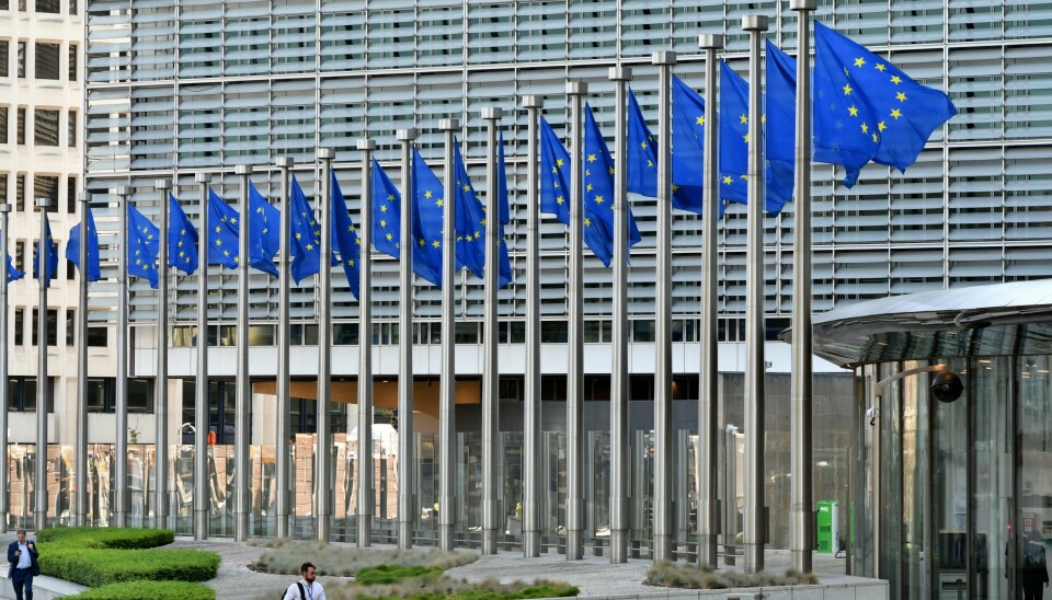 Medlemslandene i EU mener det er blitt for mye byråkrati og omfattende regler i det grønne skiftet. Derfor har de vannet ut forslaget til Aktsomhetsdirektiv for bærekraft. Medlemslandene i EU mener det er blitt for mye byråkrati og omfattende regler i det grønne skiftet. Derfor har de vannet ut forslaget til Aktsomhetsdirektiv for bærekraft.