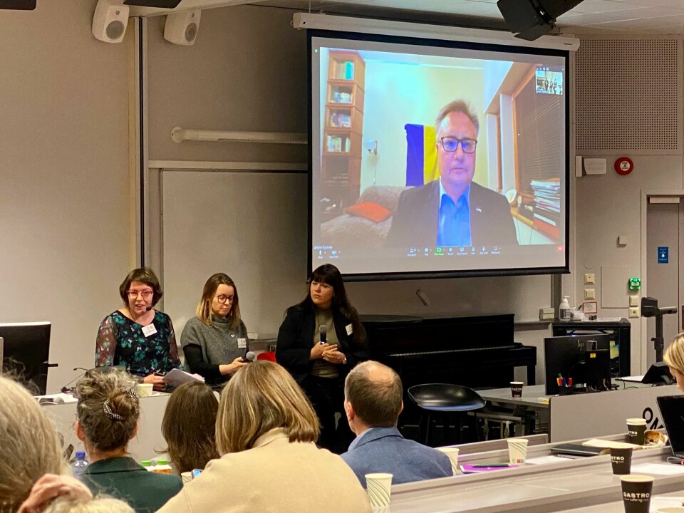 Evhen Tsybulenko (på skjerm), professor ved Tallinn University of Technology, deltok digitalt på Ukraina-konferansen hos OsloMet. Evhen Tsybulenko, professor ved Tallinn University of Technology, deltok digitalt på Ukraina-konferansen hos OsloMet.
