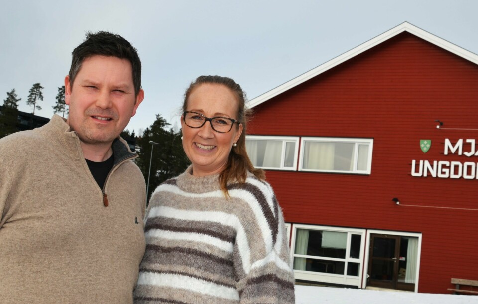 Rektor Ulff Brøndelsbo og undervisningsinspektør Merete J. Thorsen ved Mjær ungdomsskole i Enebakk. Rektor Ulff Brøndelsbo og undervisningsinspektør Merete J. Thorsen ved Mjær ungdomsskole i Enebakk.