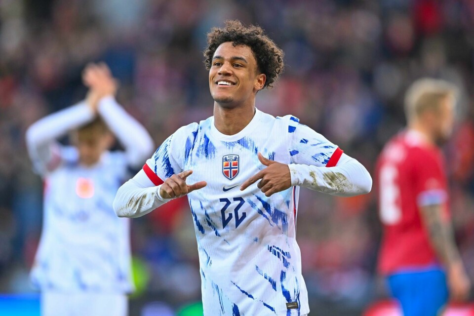 Oscar Bobb leverte kampens prestasjon da Norge så ut som et vinnerlag. Men det skulle ikke vare denne gangen heller. Oscar Bobb leverte kampens prestasjon da Norge så ut som et vinnerlag. Men det skulle ikke vare denne gangen heller.