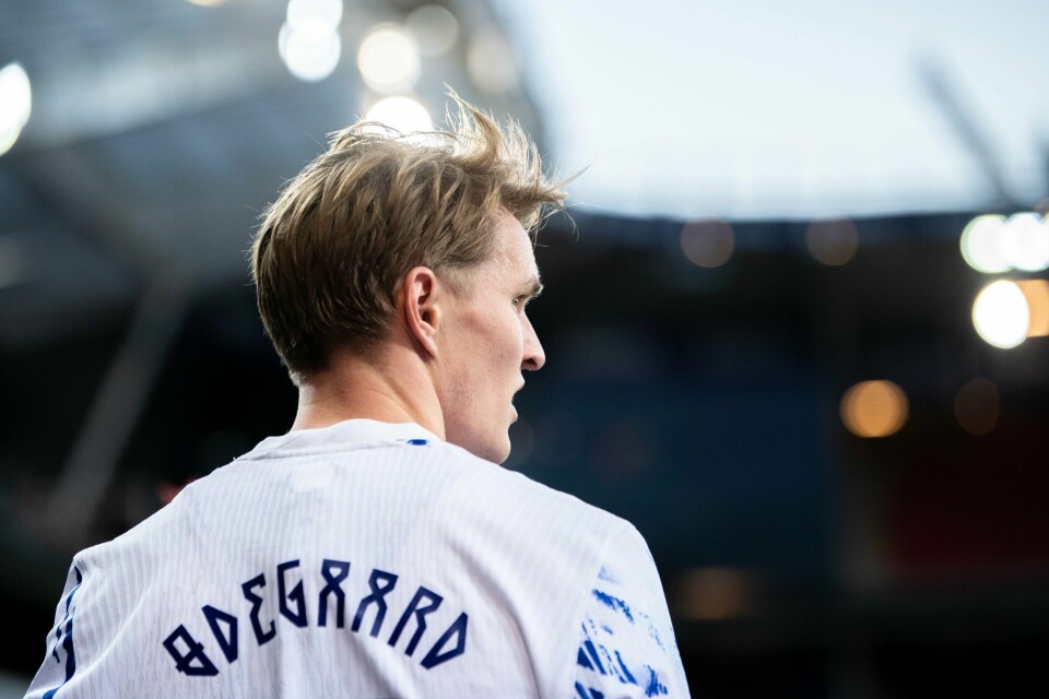 Martin Ødegaard og Norge spilte i den nye bortedrakt på Ullevaal. Og det endte med tap. Martin Ødegaard og Norge spilte i den nye bortedrakt på Ullevaal. Og det endte med tap.