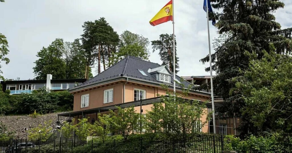 På den spanske ambassaden på Frogner i Oslo er det tre ledige stillinger, med en årslønn på rundt 250.000 kroner. TRENGER FOLK: På den spanske ambassaden på Frogner i Oslo er det tre ledige stillinger, med en årslønn på rundt 250.000 kroner.