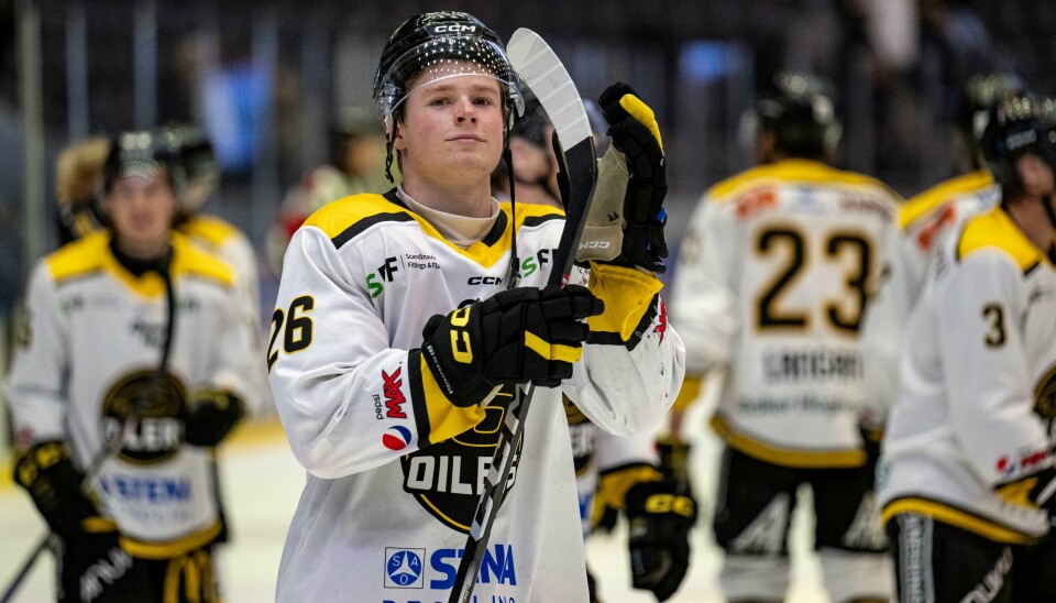 Patrick Elvsveen er blant flere spillere som har forlenget kontrakten med Stavanger Oilers de siste dagene. Stavanger Oilers slapp med skrekken mot Comet. Foto: Carina Johansen / NTB