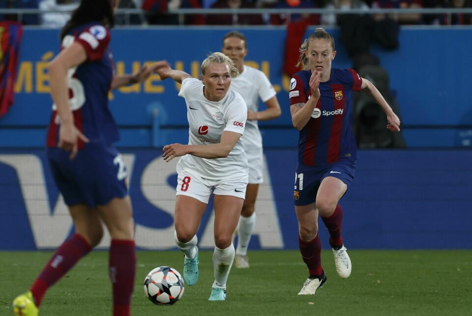 Karoline Haugland og Brann tapte for Barcelona og er ute av mesterligaen. Karoline Haugland og Brann tapte for Barcelona og er ute av mesterligaen. Foto: Joan Monfort / AP / NTB