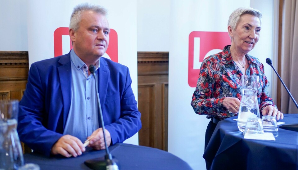 LO-leder Peggy Hessen Følsvik og Jørn Eggum, leder i Fellesforbundet, kommer til å selge seg dyrt i årets lønnsoppgjør – et av tidenes viktigste, skriver Trygve Svensson. LO-leder Peggy Hessen Følsvik og Jørn Eggum, leder i Fellesforbundet, kommer til å selge seg dyrt i årets lønnsoppgjør – et av tidenes viktigste, skriver Trygve Svensson.