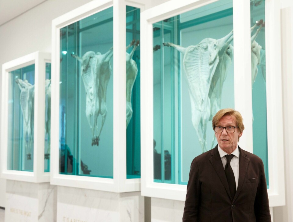 Direktør ved Astrup Fearnley Museet, Gunnar B. Kvaran i Damien Hirst-utstillingen som åpnet denne høsten ved museet. FOTO: NTB SCANPIX