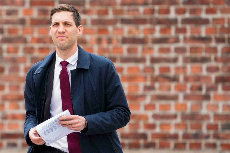 I EUs strategiske agenda for 2024–2029 er ikke klima nevnt. Fornuftig og forståelig, mener klima- og miljøminister Andreas Bjelland Eriksen (Ap). Miljøminister Andreas Bjelland Eriksen (Ap) utenfor Statsministerens kontor i Oslo etter statsråd fredag. Foto: Javad Parsa / NTB