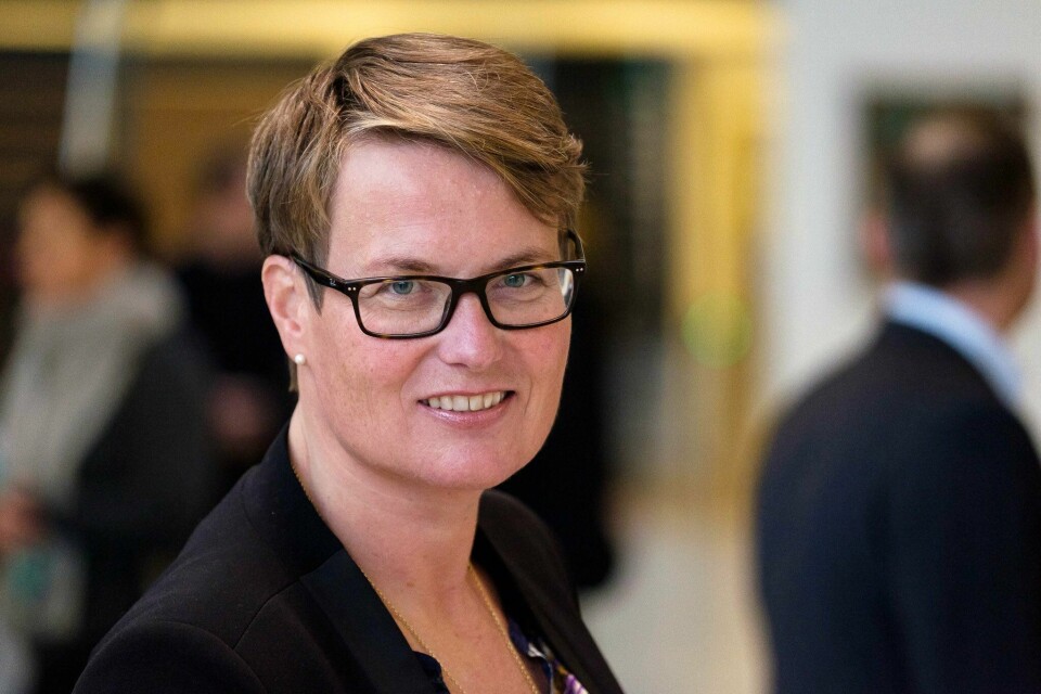 Miljøvernminister Tine Sundtoft (H) støtter de rødgrønne oslopartienes ambisjon om et bilfritt sentrum. FOTO: NTB scanpix