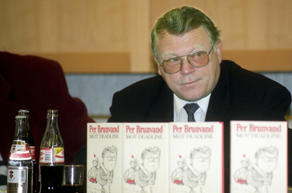 Per Brunvand var en sentral redaktør og den lengstsittende sjefen i Arbeiderbladet (dagens Dagsavisen) etter Martin Tranmæl. Han ledet også Rogalands Avis i fem år, og var en sentral reporter i Fremtiden i yngre år. Bildet er fra Brunvands presentasjon i 1991 av sin bok om 16 turbulente år på redaktørkrakken i Arbeiderbladet. FOTO: MORTEN HOLM/NTB SCANPIX
