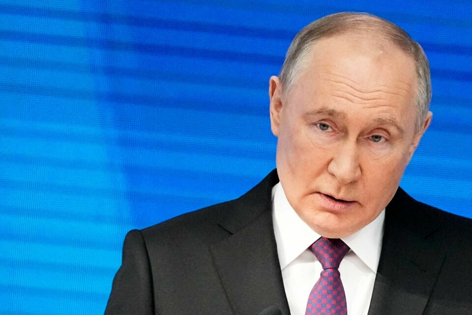 Forklaringen på hvorfor myndighetene i Russland avholder presidentvalg ligger i balansen mellom de ulike virkemidlene som Vladimir Putin og hans regime bruker for å holde på makten, skriver forfatterne av kronikken. Vladimir Putin