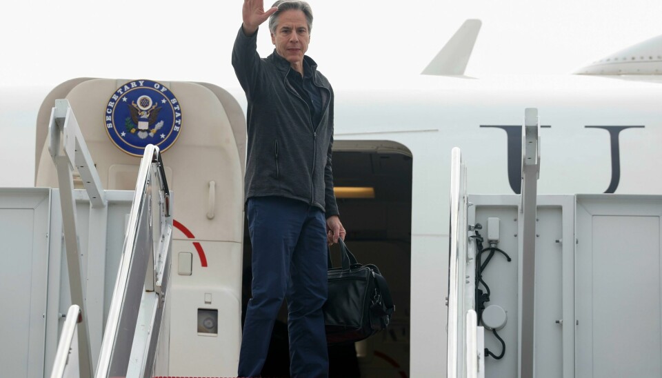 Utenriksminister Antony Blinken går om bord i flyet for å reise til Saudi-Arabia. Utenriksminister Antony Blinken går om bord i flyet for å reise til Saudi-Arabia. Foto: Evelyn Hockstein /Pool via AP / NTB