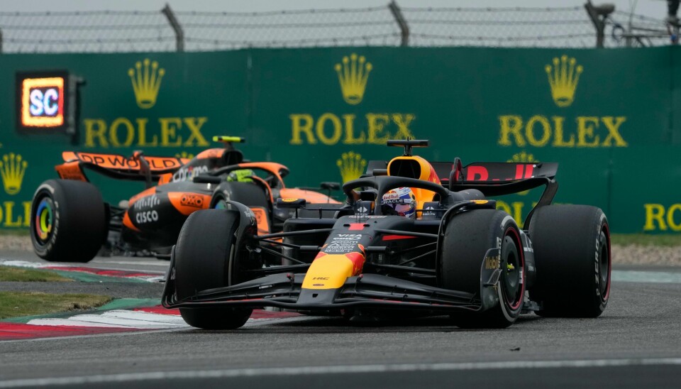 Formel 1 blir på Viaplay de neste fem årene. Formel 1 blir på Viaplay. Foto: Andy Wong / AP / NTB