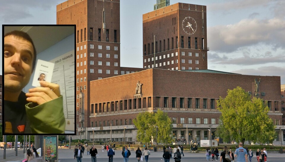 Mandag kunne Aslak Borgersrud endelig hente pressekort på Oslo Rådhus. FOTO: Wikipedia og Aslak Borgersrud