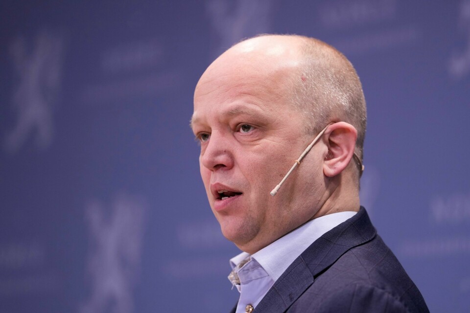 Opposisjonen mener finansminister Trygve Slagsvold Vedum bryter et løfte når hans regjering setter ny rekord i antall politikere. Opposisjonen mener finansminister Trygve Slagsvold Vedum bryter et løfte når hans regjering setter ny rekord i antall politikere. Foto: Javad Parsa / NTB