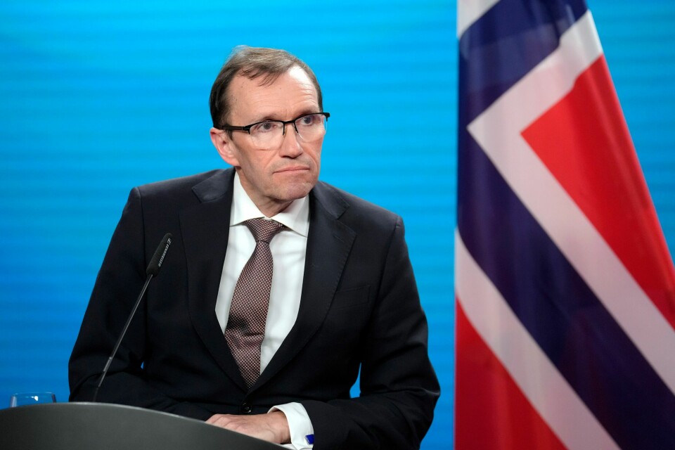 Utenriksminister Espen Barth Eide skal delta på Nato-møtet. Utenriksminister Espen Barth Eide (Ap) sier Israels angrep på hjelpearbeidere er uakseptabelt. Foto: Ebrahim Noroozi / AP / NTB