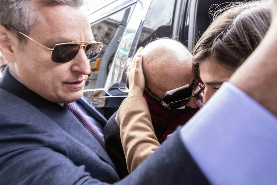 Joe Lewis ankommer rettslokalet på Manhattan torsdag. Joe Lewis ankommer rettslokalet på Manhattan torsdag. Foto: Jeenah Moon / AP / NTB.