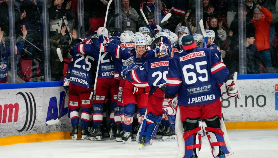 Vålerenga tar imot Frisk Asker i første serierunde av eliteserien i ishockey 13. september Vålerenga er klare for matchball. Foto: Terje Bendiksby / NTB