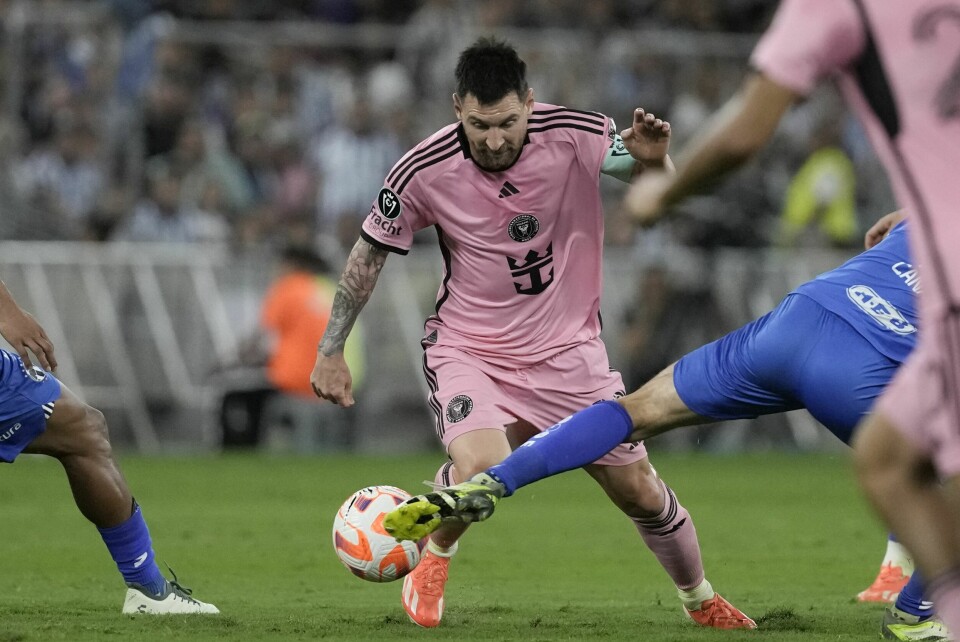 Inter Miamis Lionel Messi i godt driv mot Monterrey. Inter Miamis Lionel Messi i godt driv mot Monterrey. Foto: Eduardo Verdugo / AP / NTB.