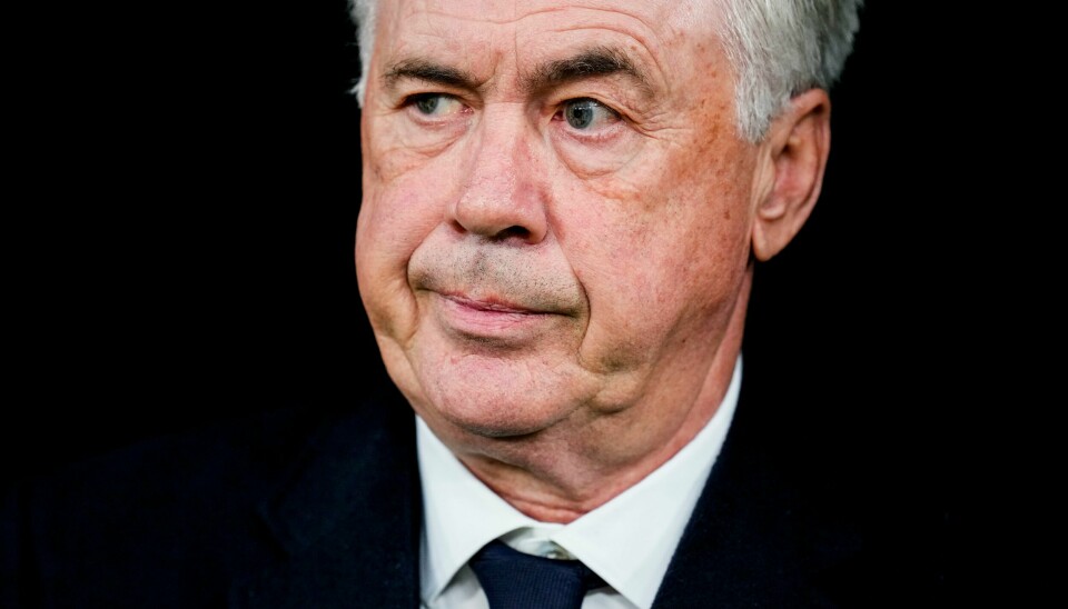 Real Madrid-trener Carlo Ancelotti lider før kamp. Carlo Ancelotti gleder seg over å ha Eder Militão tilbake. Foto: Manu Fernandez / AP / NTB