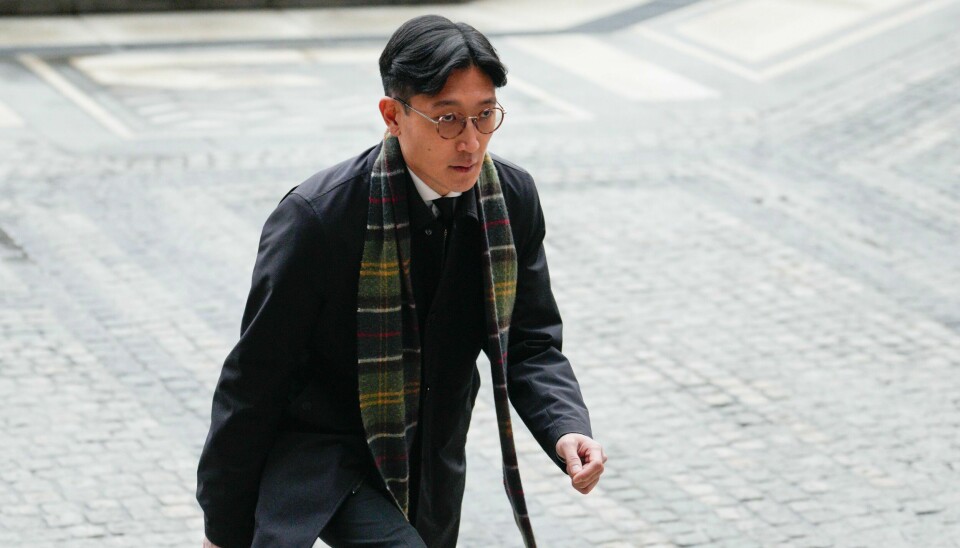 Danby Choim redaktør i Subjekt, får holde 17. mai-tale. Redaktør Danby Choi i Subjekt ankommer Oslo rådhus. Han skal tale ved Shabana Rehmans kiste. Foto: Javad Parsa / NTB