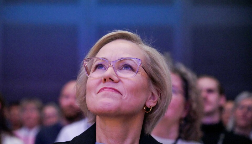 Helse- og omsorgsminister Ingvild Kjerkol venter på avgjørelsen om hennes etter hvert så berømte masteroppgave, som også kan avgjøre hennes politiske framtid. Helse- og omsorgsminister Ingvild Kjerkol venter på avgjørelsen om hennes etter hvert så berømte masteroppgave, som også kan avgjøre hennes politiske framtid.