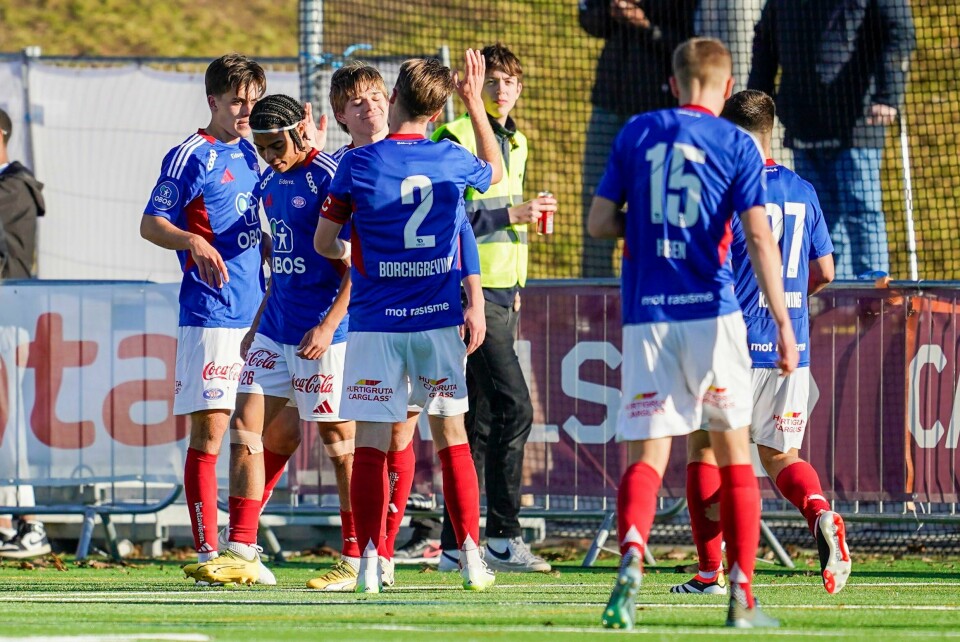 VIF-spillerne jubler etter Mees Rijks 1-0-scoring, som var nederlenderens første scoring for Vålerenga, i cupkampen mot Union Carl Berner. VIF-spillerne jubler etter Mees Rijks 1-0-scoring, som var nederlenderens første scoring for Vålerenga, i cupkampen mot Union Carl Berner.
