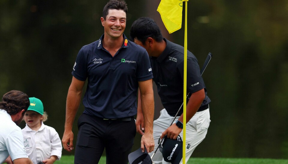 Viktor Hovland gliste bredt etter opptakten til Masters i Augusta. Viktor Hovland gliste bredt etter opptakten til Masters i Augusta.