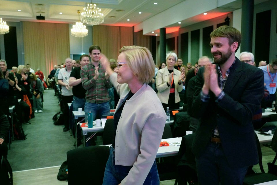 Ingvild Kjerkol gikk av som helseminister fredag. Nåværende næringsminister Jan Christian Vestre (t.h.) er høyaktuell som hennes erstatter, erfarer flere medier. Her er de to på fylkesårsmøtet i Trøndelag Arbeiderparti i mars da Kjerkol ble gjenvalgt som leder. Foto: Terje Bendiksby / NTB Ingvild Kjerkol gikk av som helseminister fredag. Nåværende næringsminister Jan Christian Vestre (t.h.) er høyaktuell som hennes erstatter, erfarer flere medier. Her er de to på fylkesårsmøtet i Trøndelag Arbeiderparti i mars da Kjerkol ble gjenvalgt som leder. Foto: Terje Bendiksby / NTB