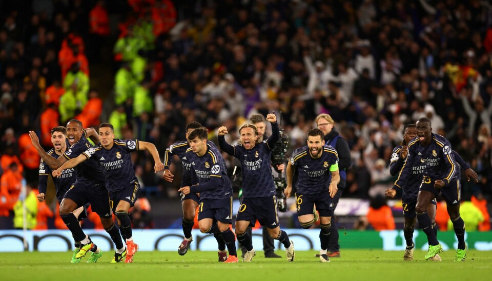 Manchester City dominerte returkampen mot Real Madrid fullstendig, men er ute av mesterligaen med tap i straffesparkkonkurransen etter 1-1. Manchester City dominerte returkampen mot Real Madrid fullstendig, men er ute av mesterligaen med tap i straffesparkkonkurransen etter 1-1.