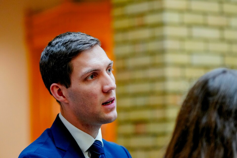 – Vi har vurdert at samarbeid er en egnet måte å ansvarlige næringslivsorganisasjonene, og få ned forbruket på, sier klima- og miljøminister Andreas Bjelland Eriksen (Ap). – Vi har vurdert at samarbeid er en egnet måte å ansvarlige næringslivsorganisasjonene, og få ned forbruket på, sier klima- og miljøminister Andreas Bjelland Eriksen (Ap).