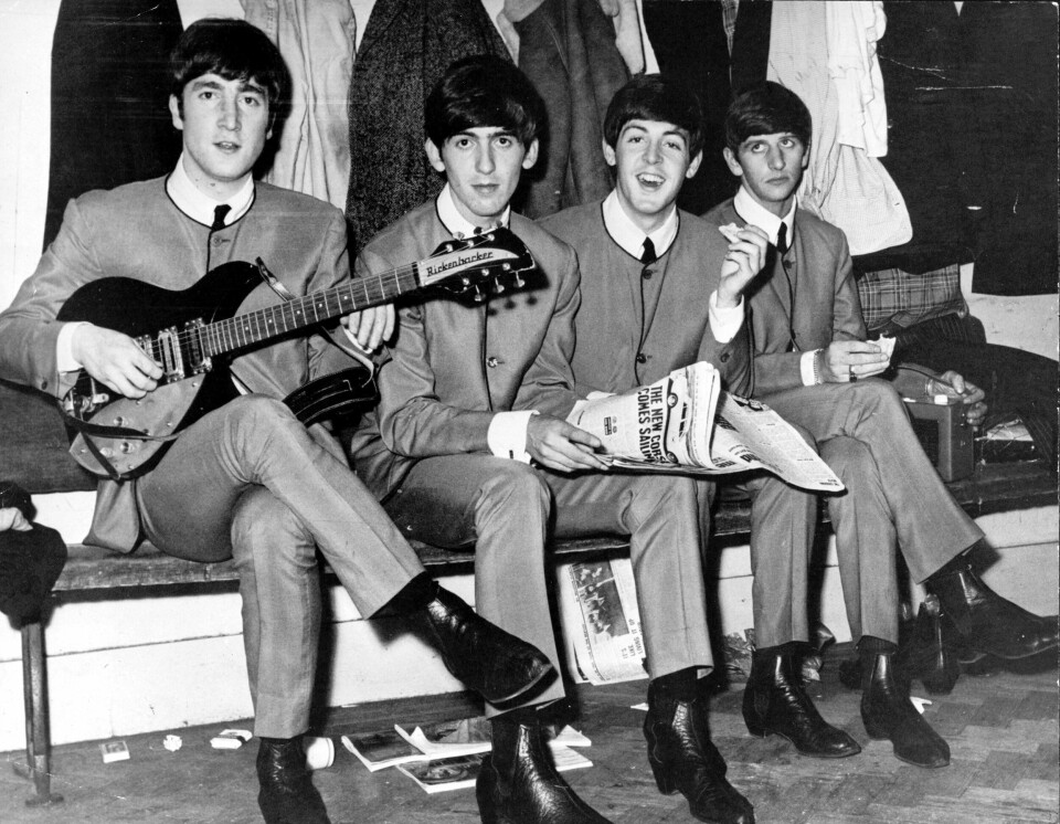 Selv Paul McCartney opplevde å havne i skyggen av The Beatles (bildet) med sitt eget band Wings, forteller sønnen James McCartney.