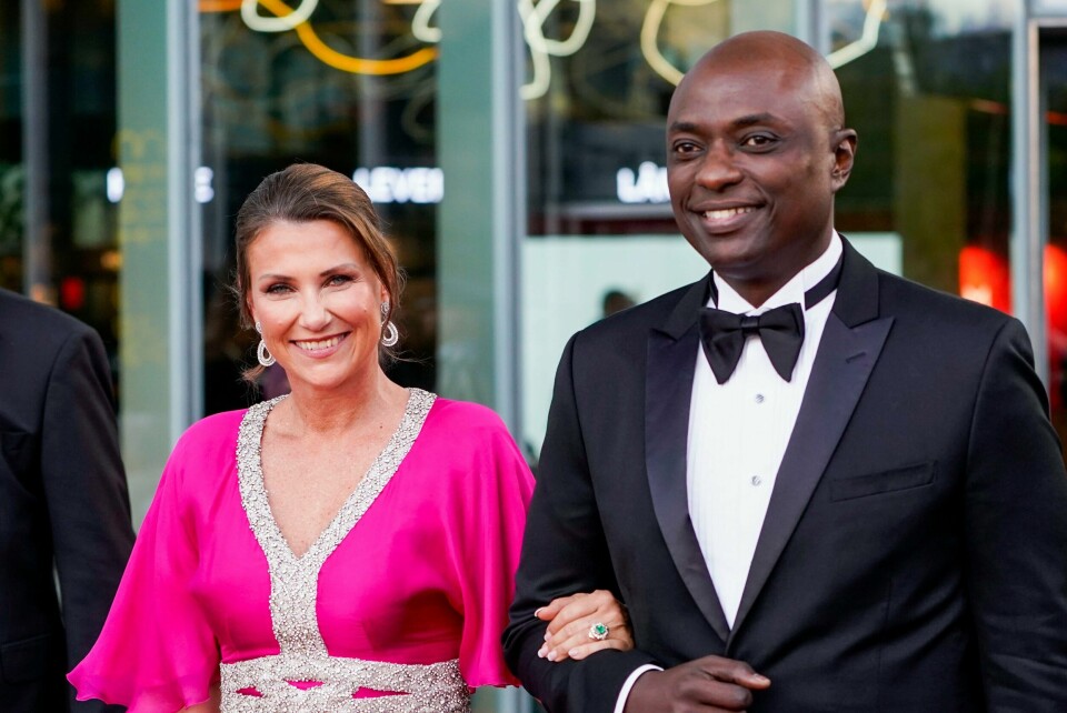 Durek Verrett og Märta Louise har fått nok av det de kaller norsk presses løgner om paret. Nå vil de ikke lenger uttale seg til pressen. Her er de fotografert i forbindelse med feiringen av prinsesse Ingrid Alexandras myndighetsdag. Bildet viser prinsesse Märtha Louise og Durek Verrett.Foto: Lise Åserud / NTB /NPK