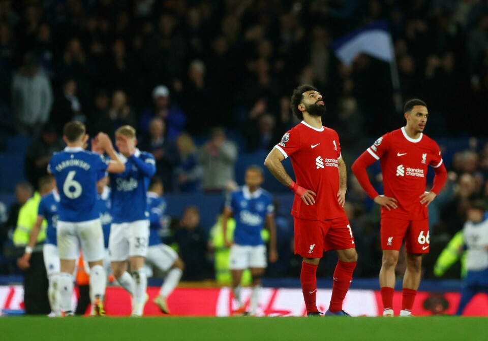 Liverpool tråkket i Salah'ten, og må se at gullhåpet svinner etter Everton ble for sterke i Merseyside-derbyet. Liverpool tråkket i Salah'ten, og må se at gullhåpet svinner etter Everton ble for sterke i Merseyside-derbyet.