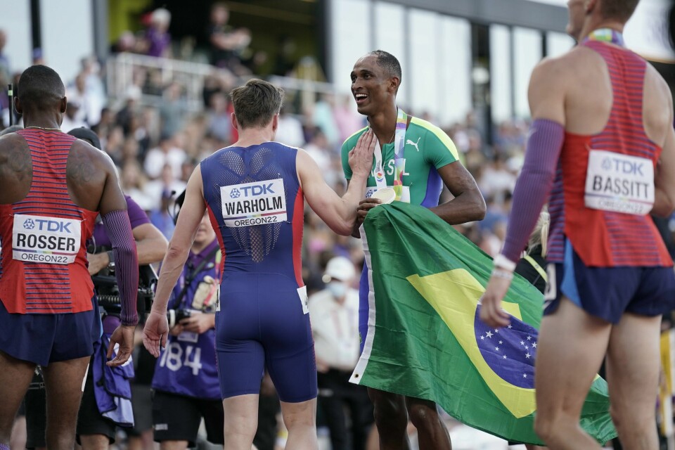 Det er duket for stjernemøte mellom Karsten Warholm og Alison dos Santos på Bislett 30. mai. Det er duket for stjernemøte mellom Karsten Warholm og Alison dos Santos på Bislett 30. mai. Foto: Stian Lysberg Solum / NTB